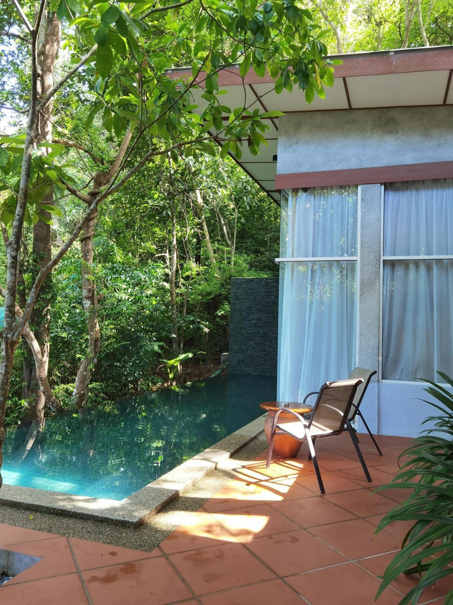 อัมบง พูล วิลลา - ไพรเวท พูล Villa ปันไตเจอนัง ภายนอก รูปภาพ